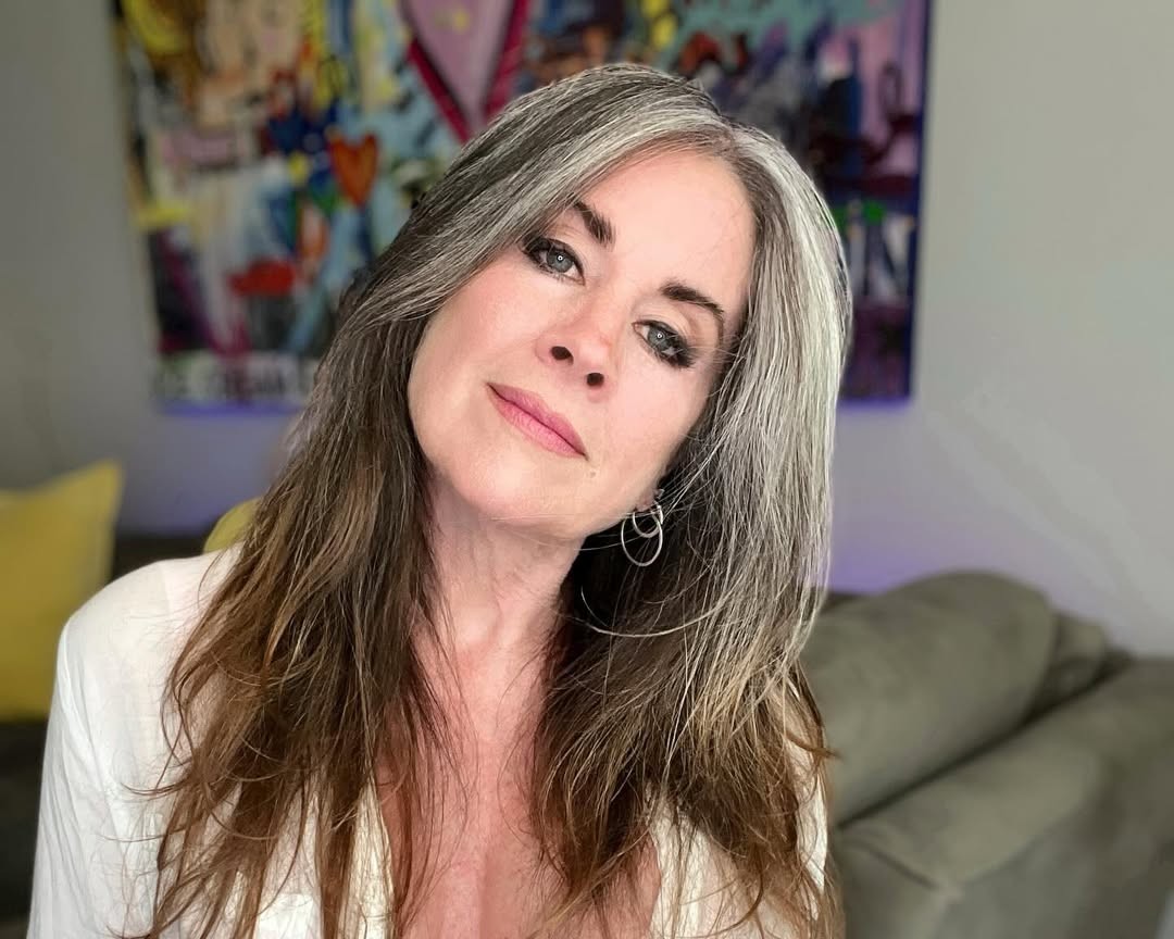 Nikita taking a selfie looking beautiful